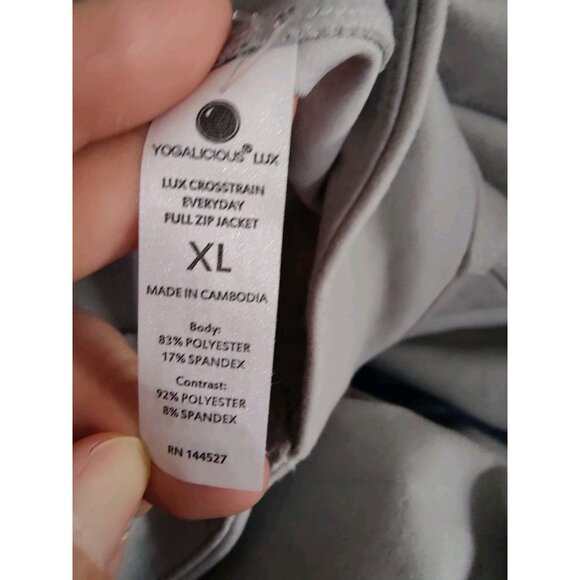 Yogalicious Lux Crosstrain Everyday Full Zip Heather Gray Jacket XL NWT - Picture 8 of 8